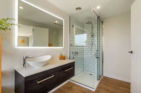 Photo of property in 15 Te Heke Place, Waikanae, 5036