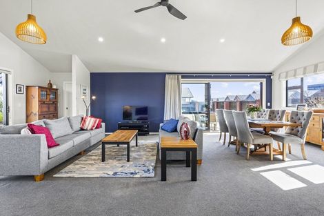 Photo of property in 21 Jarrett Terrace, Leamington, Cambridge, 3432