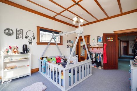 Photo of property in 1 Home Street, Winton, 9720