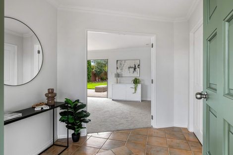 Photo of property in 179 Lakeside Drive, Orewa, 0931