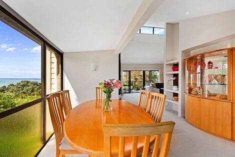 Photo of property in 14 Glenelg Road, Red Beach, 0932