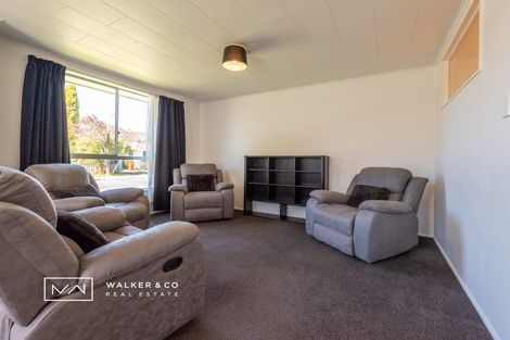 Photo of property in 4 Flavia Grove, Clouston Park, Upper Hutt, 5018