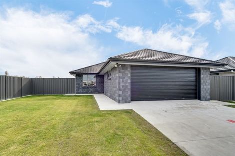 Photo of property in 24 Hurunui Drive, Te Awa, Napier, 4110