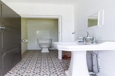 Photo of property in 10 Harris Street, Waimate, 7924