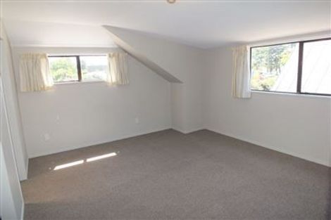 Photo of property in 1/318 Withells Road, Avonhead, Christchurch, 8042