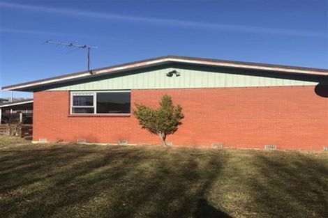 Photo of property in 45 Dunbeath Crescent, Kew, Invercargill, 9812