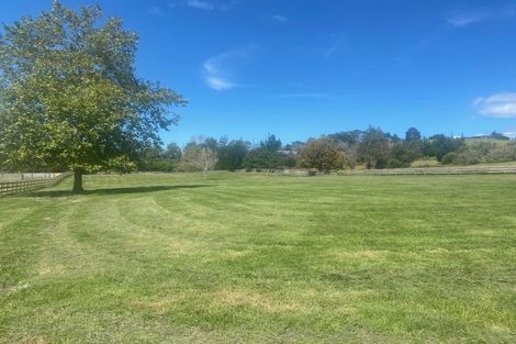 Photo of property in 98 Mahoenui Valley Road, Coatesville, 0793