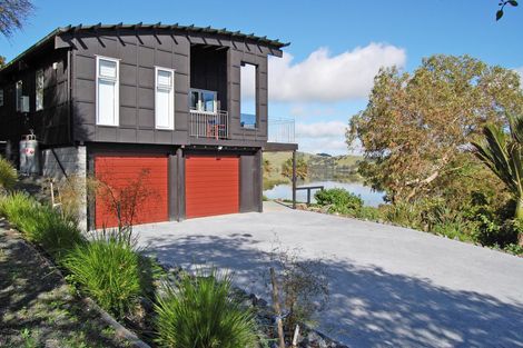 Photo of property in 119 Manu Drive, Kaiwaka, 0573