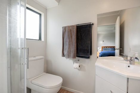 Photo of property in 18 Rosehill Place, Nawton, Hamilton, 3200