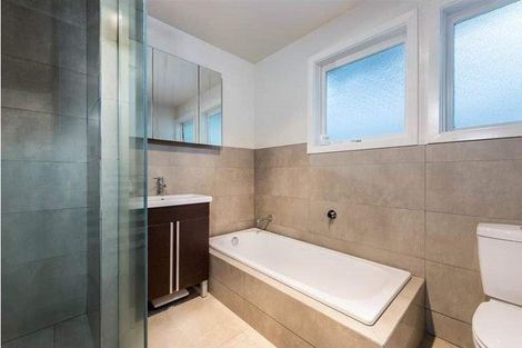 Photo of property in 8 Taumata Road, Castor Bay, Auckland, 0620