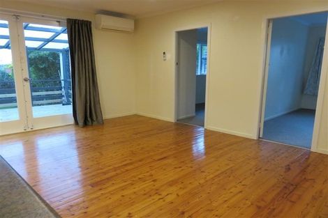 Photo of property in 110 Mcleod Road, Te Atatu South, Auckland, 0610