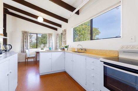 Photo of property in 200 Tutere Street, Waikanae Beach, Waikanae, 5036