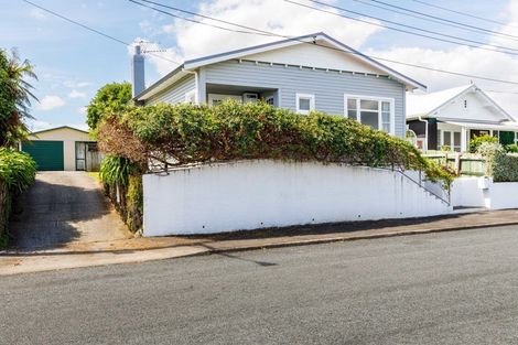 Photo of property in 7 Henui Street, Strandon, New Plymouth, 4312