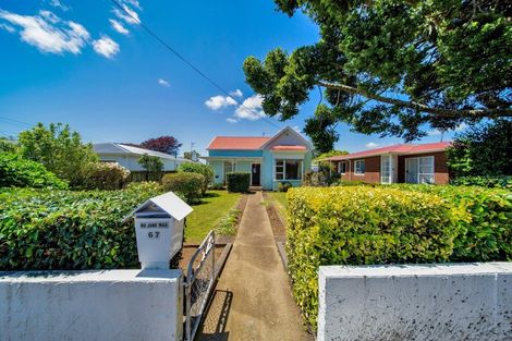 Photo of property in 67 Govett Avenue, Frankleigh Park, New Plymouth, 4310