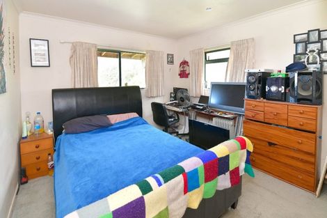 Photo of property in 39 Crosland Road, South Head, Helensville, 0874