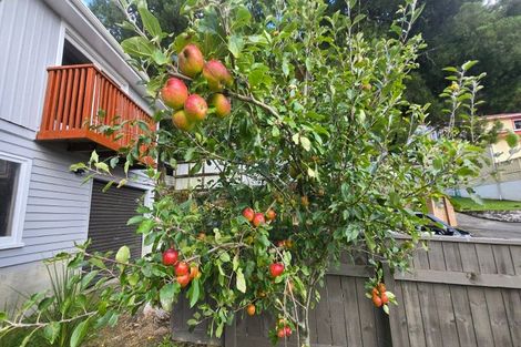 Photo of property in 470e Stokes Valley Road, Stokes Valley, Lower Hutt, 5019