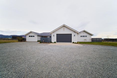 Photo of property in 2 Homestead Avenue, Twizel, 7999
