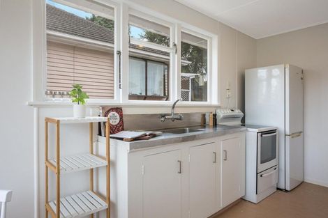 Photo of property in 83 Bell Street, Tawa, Wellington, 5028