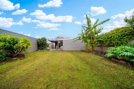 Photo of property in 53 King Street, Hikurangi, 0114