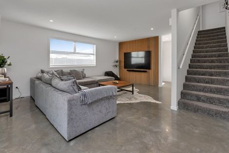 Photo of property in 11 Olney Court, One Tree Point, 0118