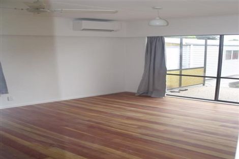 Photo of property in 16 Mangarau Crescent, Havelock North, 4130