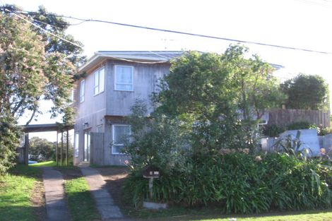 Photo of property in 5 Atua Street, Waikanae Beach, Waikanae, 5036
