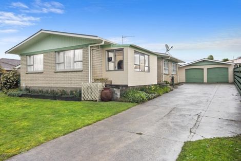 Photo of property in 60 Paterson Avenue West, Pukekohe, 2120