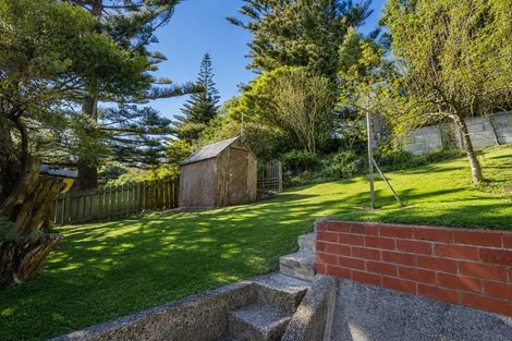 Photo of property in 17 Durham Street, Cannons Creek, Porirua, 5024