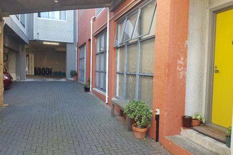 Photo of property in Hopper Street Apartments, 6/20 Hopper Street, Mount Cook, Wellington, 6011