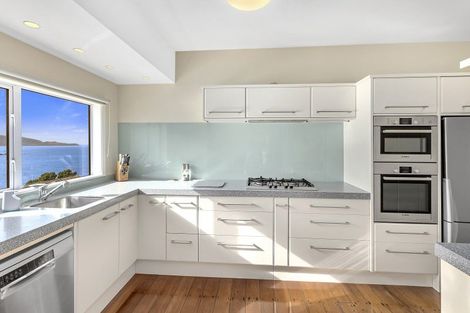 Photo of property in 1 View Road, Houghton Bay, Wellington, 6023