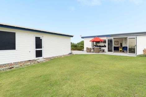 Photo of property in 333 Pukehina Parade, Pukehina, 3189