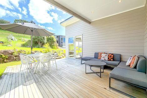 Photo of property in 5 Ross Place, Whiritoa, Whangamata, 3691