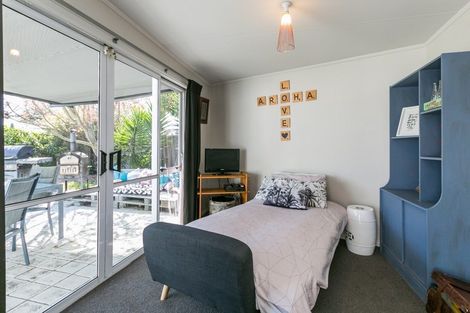 Photo of property in 24 Mangarau Crescent, Havelock North, 4130