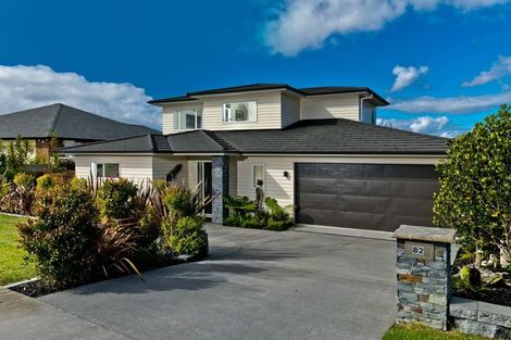 Photo of property in 82 Pohutukawa Parade, Riverhead, 0820