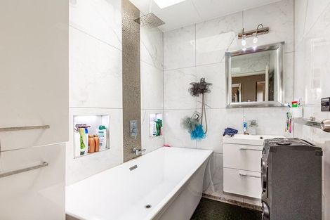 Photo of property in 22 Bridge Road, Birchville, Upper Hutt, 5018