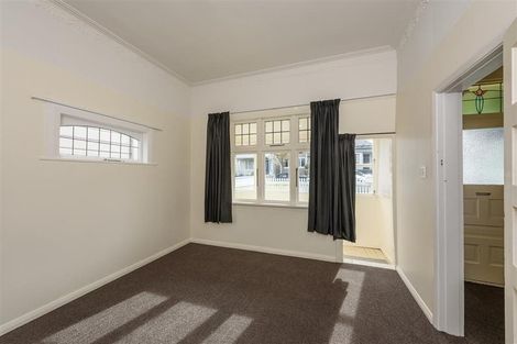 Photo of property in 16 Picton Avenue, Newtown, Wellington, 6021