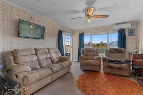 Photo of property in 30 Bickerstaffe Road, Maungaturoto, 0520