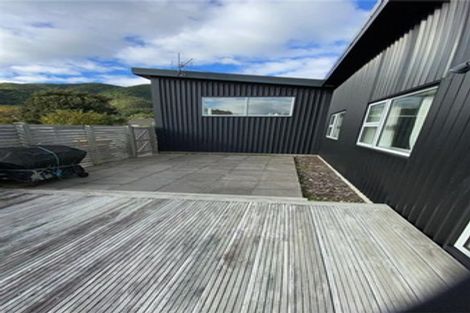 Photo of property in 18a Bell Road, Waiwhetu, Lower Hutt, 5010