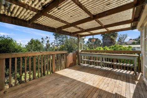 Photo of property in 25 Puriri Street, Helensville, 0800
