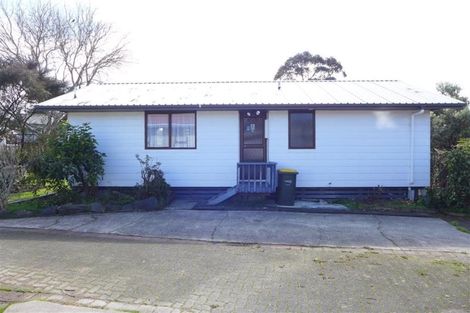 Photo of property in 18 Glen Close, Glen Eden, Auckland, 0602