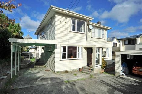 Photo of property in 213 Karori Road, Karori, Wellington, 6012