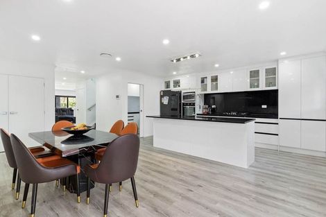 Photo of property in 7 Juvena Place, Clover Park, Auckland, 2019