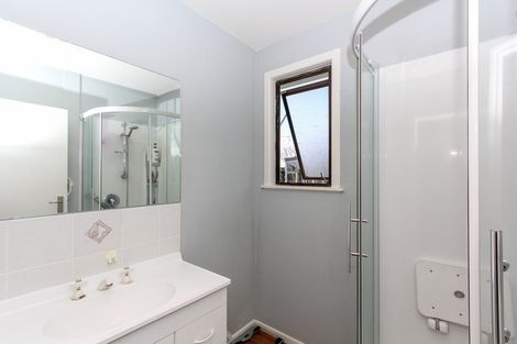 Photo of property in 14 Karaka Street, Merrilands, New Plymouth, 4312