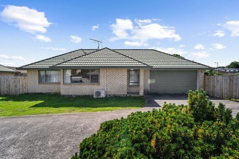 Photo of property in 72 Manuroa Road, Takanini, 2112