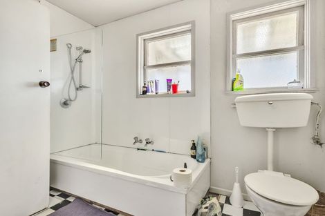 Photo of property in 36 Geddis Avenue, Maraenui, Napier, 4110