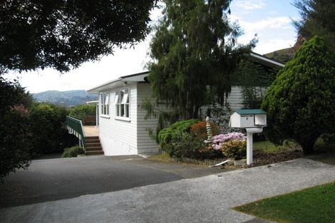 Photo of property in 9 Mission Street, Waterloo, Lower Hutt, 5011
