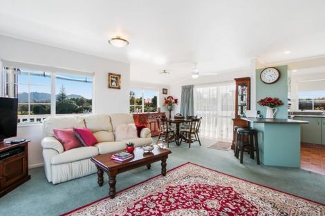 Photo of property in 8 Adela Stewart Drive West, Athenree, Katikati, 3177