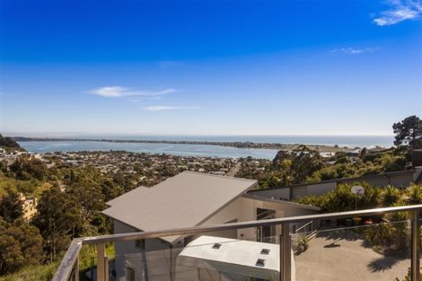 Photo of property in 17 Mandalay Lane, Redcliffs, Christchurch, 8081