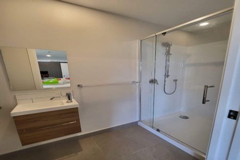 Photo of property in 1 Pukakaho Lane, Papatoetoe, Auckland, 2025