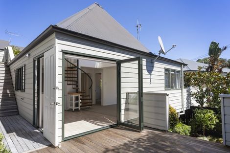 Photo of property in 110 Bassett Road, Remuera, Auckland, 1050